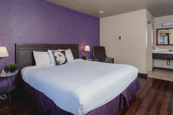 Alura Inn image 11